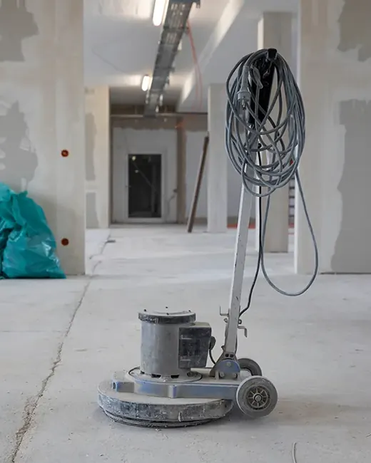 Floor machine in a newly renovated space